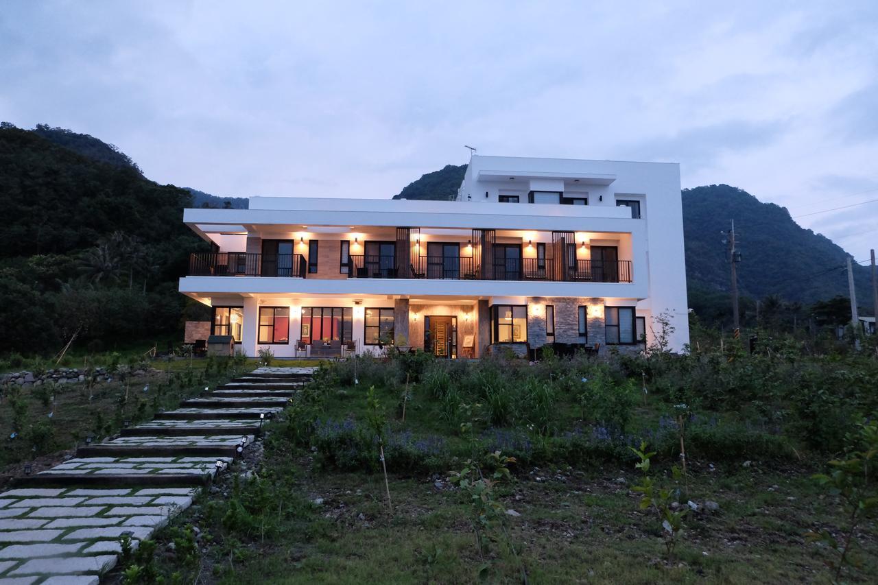 Moonlit Seaview Homestay Donghe Dış mekan fotoğraf